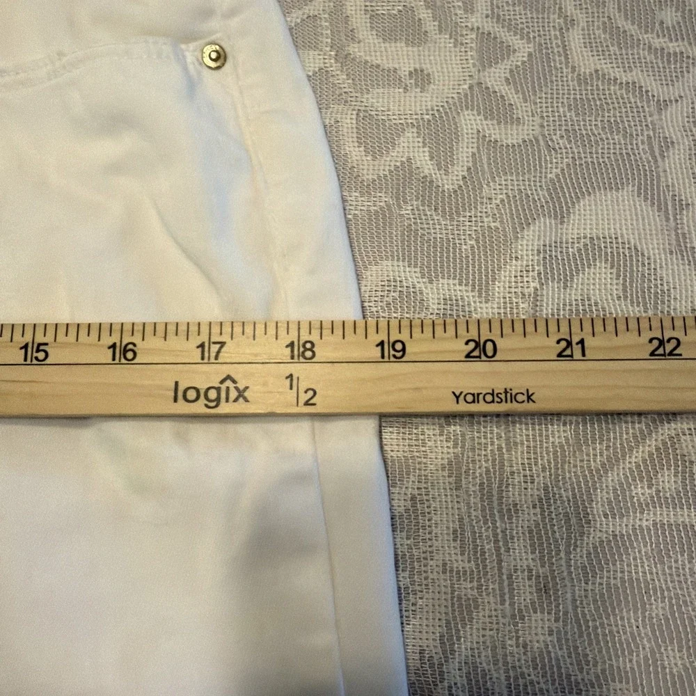 Chico's the NO-Stain SO Slimming Girlfriend Ankle-White Cottagecore Meas. In Pic - Picture 5 of 6